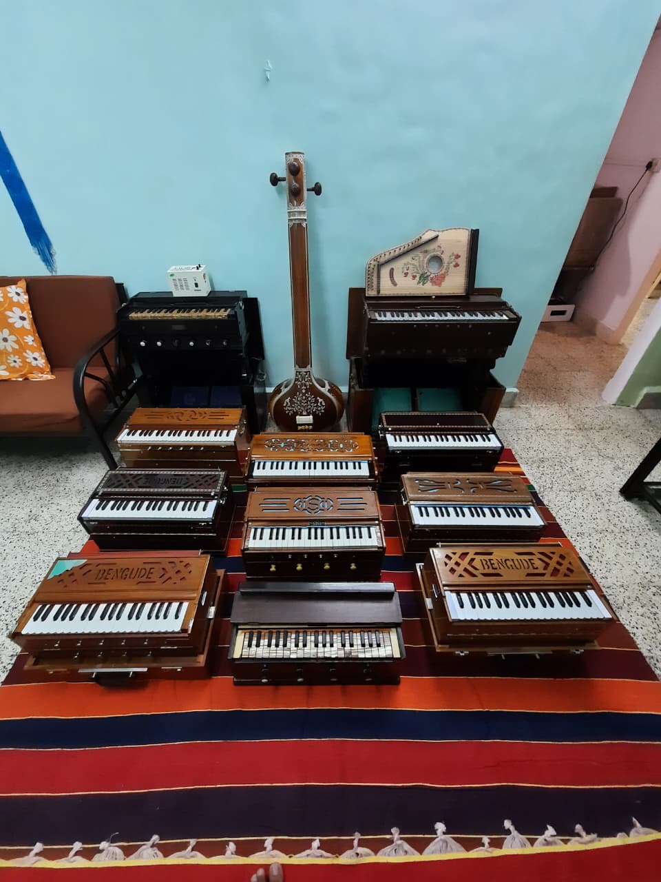 Harmonium Class Teaching